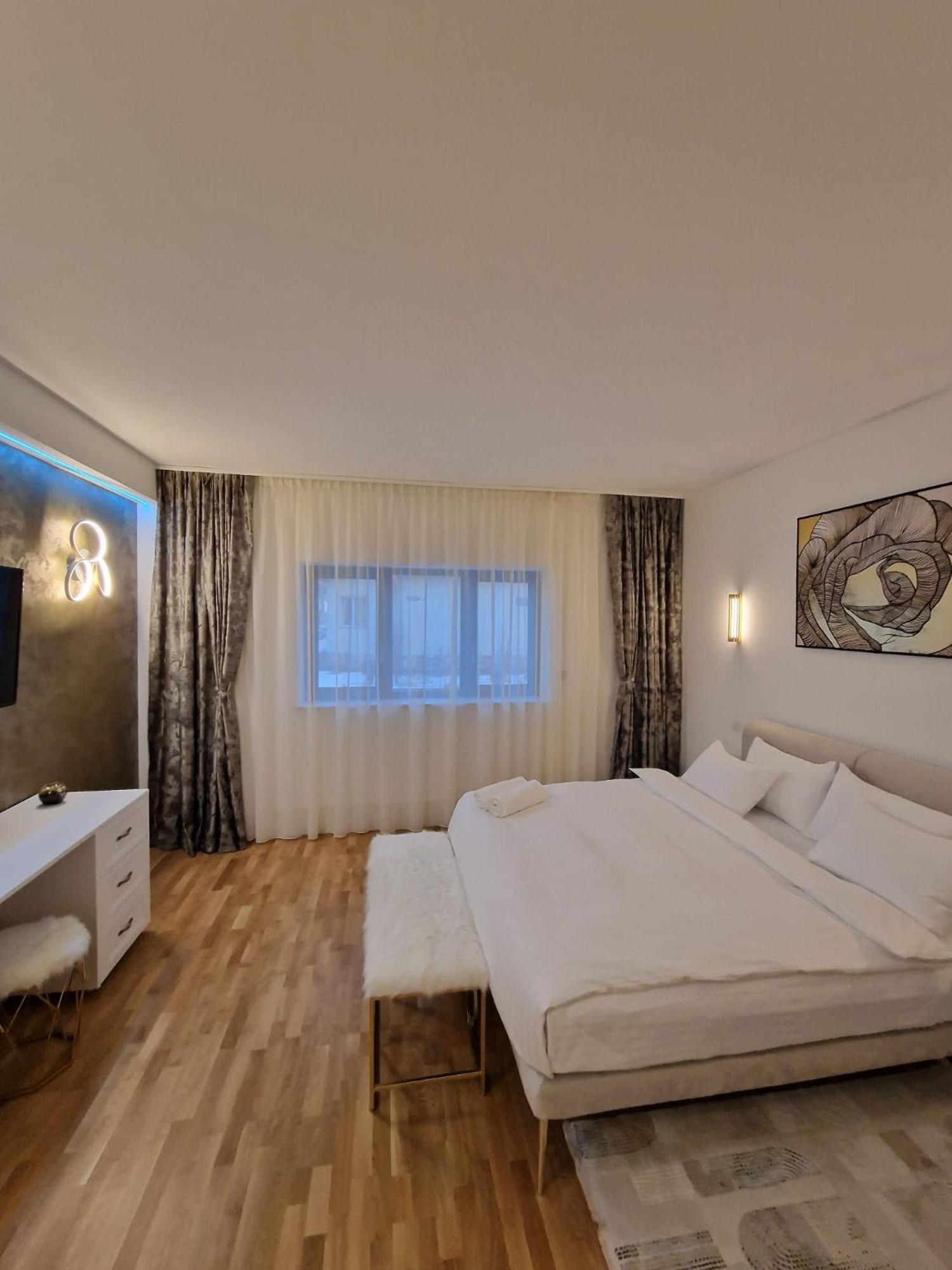 Rokebea Luxury Apartment บราชอฟ ภายนอก รูปภาพ