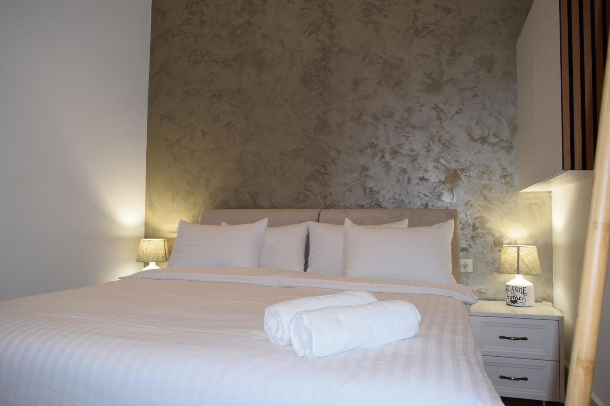 Rokebea Luxury Apartment บราชอฟ ภายนอก รูปภาพ