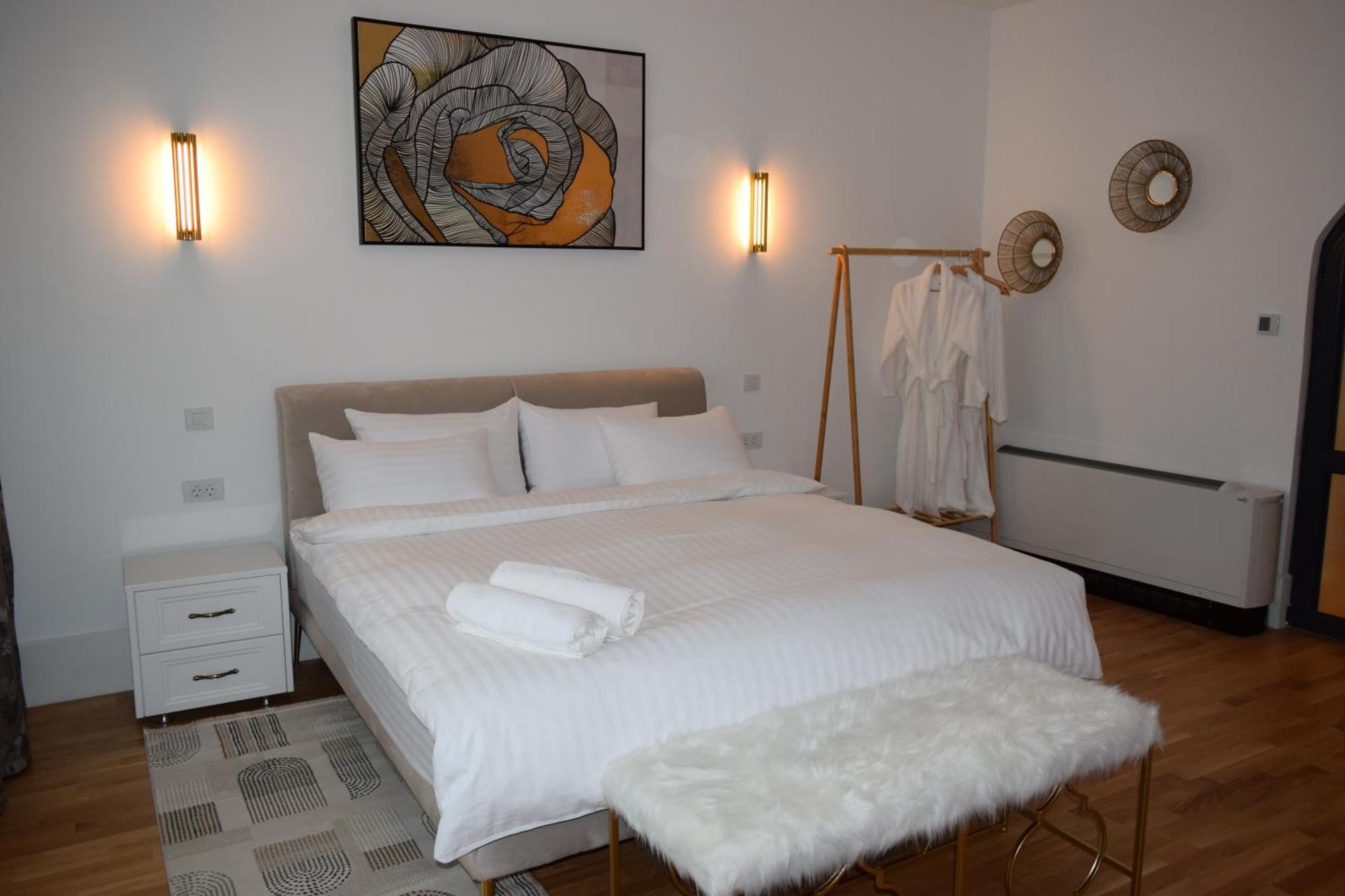 Rokebea Luxury Apartment บราชอฟ ภายนอก รูปภาพ